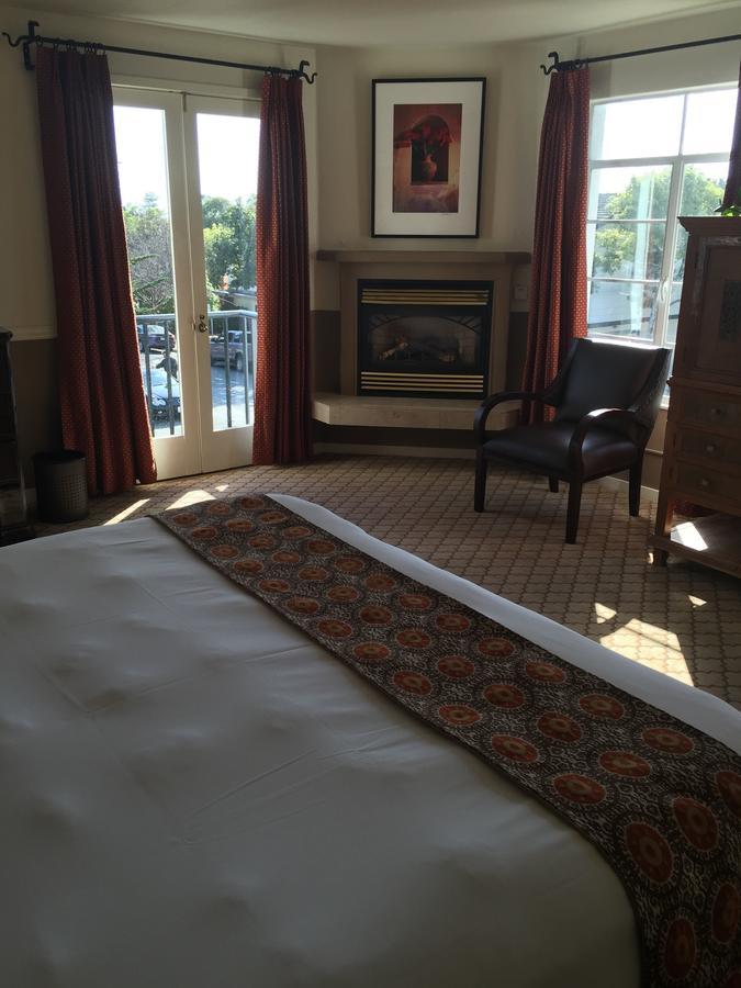 Cypress Inn Carmel-by-the-Sea Bagian luar foto