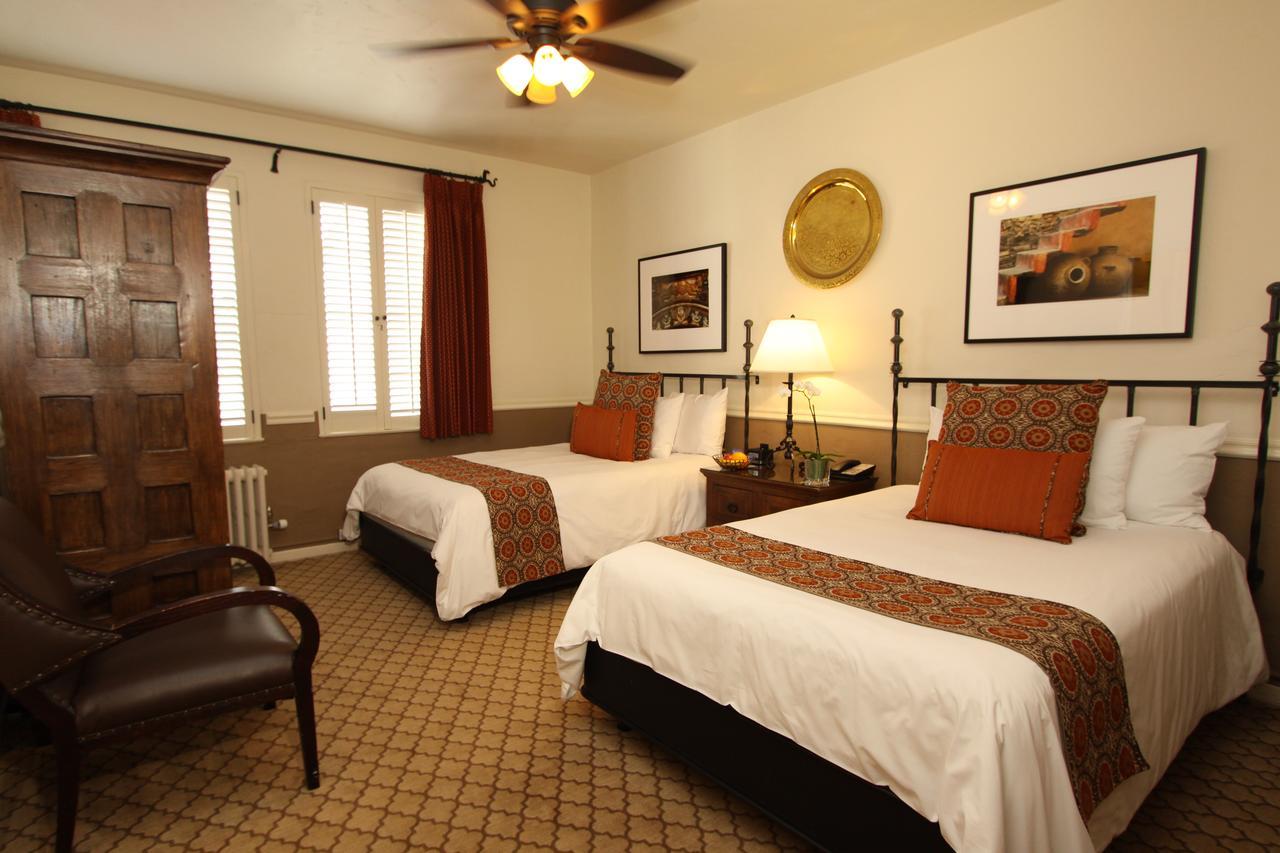 Cypress Inn Carmel-by-the-Sea Bagian luar foto