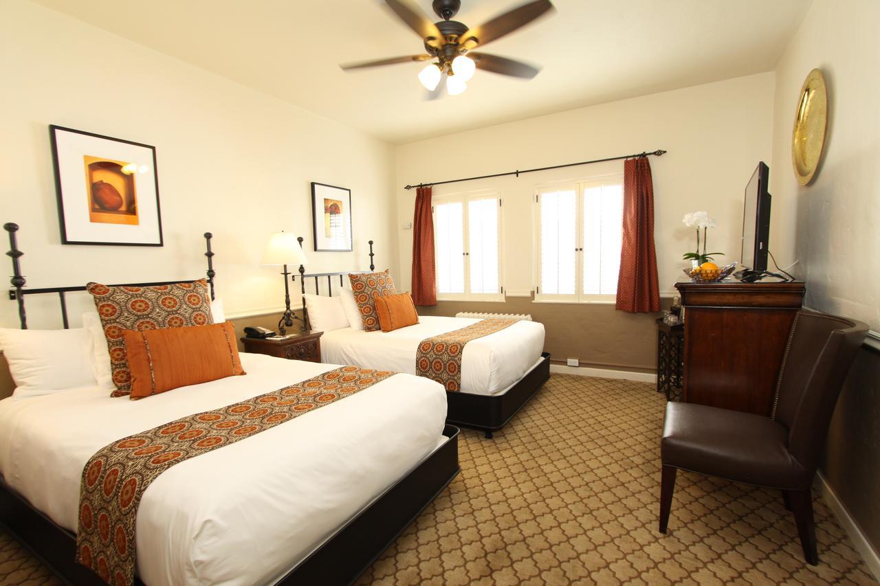 Cypress Inn Carmel-by-the-Sea Bagian luar foto